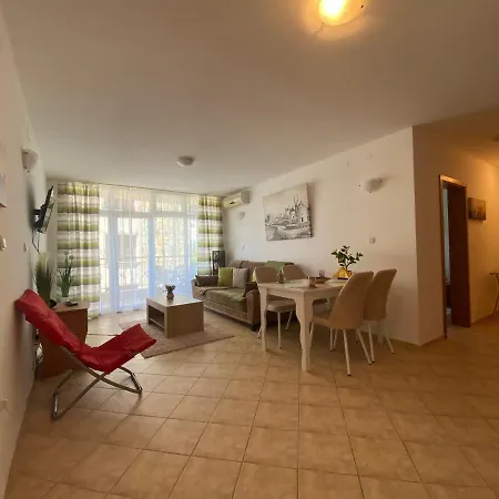 Anita C11 Apartment *